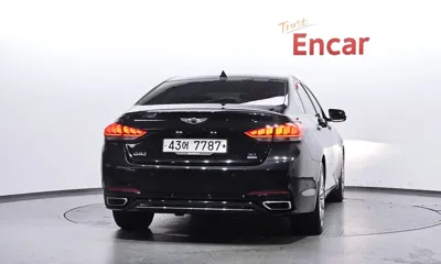Genesis G80 2018, 124871 км, за 11376.19 USD