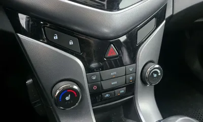 ChevroletGMDaewoo Cruze 2012, 124353 км, за 1488.66 USD - фото 17