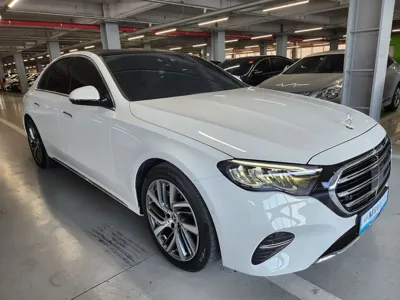 Mercedes-Benz E-Class 2024, 21092 км, за 40629.25 USD