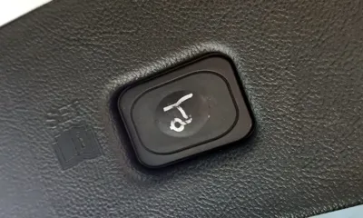 Lincoln MKX 2016, 142924 км, за 5244.85 USD - фото 20