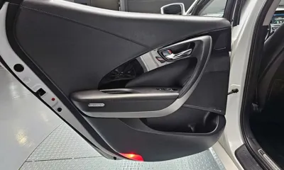 Hyundai Grandeur 2015, 79831 км, за 6188.93 USD - фото 25