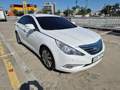 Hyundai Sonata · 2013 год