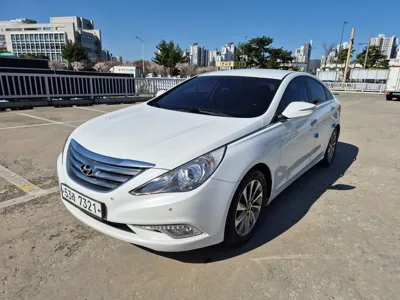 Hyundai Sonata 2013, 166056 км, за 2619.14 USD