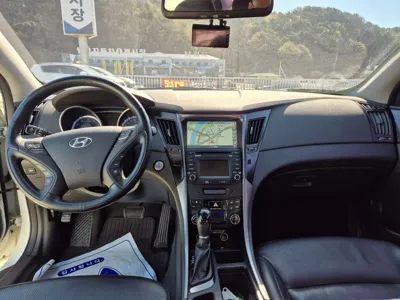 Hyundai Sonata 2013, 166056 км, за 2595.63 USD - фото 8
