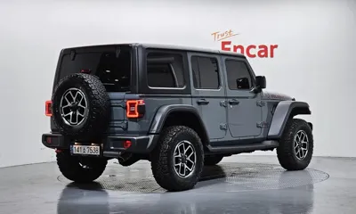 Jeep Wrangler 2024, 4757 км, за 48188.82 USD