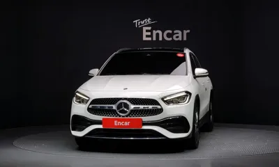 Mercedes-Benz GLA-Class 2020, 96576 км, за 19042.29 USD