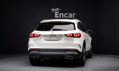 Mercedes-Benz GLA-Class 2020, 96576 км, за 19042.29 USD