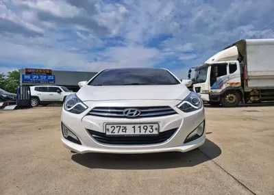 Hyundai i40 · 2012 год