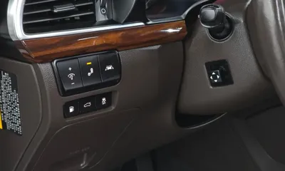 Kia K7 2016, 111063 км, за 8262.83 USD - фото 15