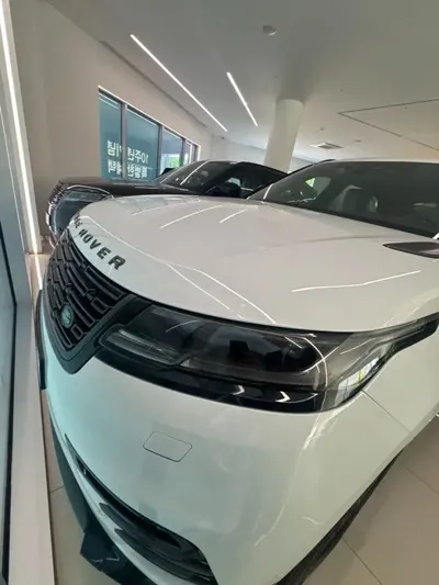 Land Rover Range Rover Velar · 2026 год