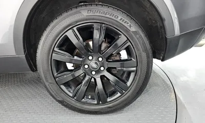 Land Rover Discovery Sport 2017, 142798 км, за 6600.59 USD