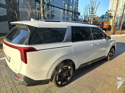 Kia Canival 2025, 39000 км, за 21224.72 USD