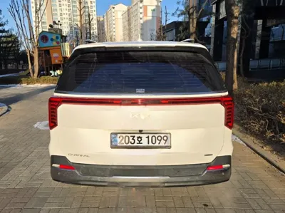 Kia Canival 2025, 39000 км, за 21224.72 USD