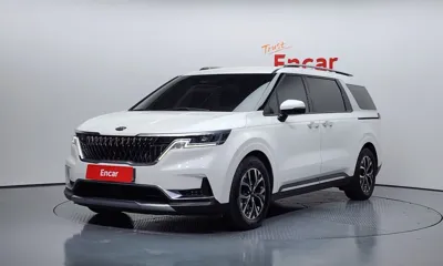 Kia Canival · 2021 год