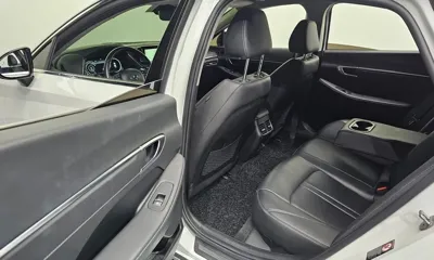 Hyundai Sonata 2023, 62060 км, за 12899.03 USD - фото 11