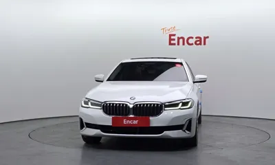 BMW 5-Series 2021, 26968 км, за 23790.34 USD