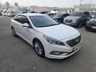 Hyundai Sonata · 2015 год