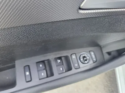 Hyundai Sonata 2015, 62000 км, за 4791.91 USD - фото 9