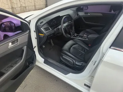 Hyundai Sonata 2015, 62000 км, за 4791.91 USD - фото 10