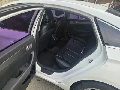 Hyundai Sonata 2015, 62000 км, за 4791.91 USD - фото 11