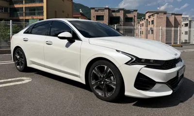 Kia K5 2023, 74979 км, за 7781.31 USD