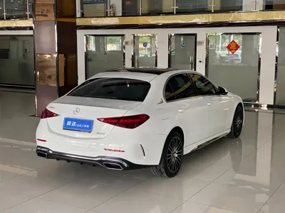 Mercedes-Benz C-Class 2024, 12000 км, за 29173.82 USD - фото 7