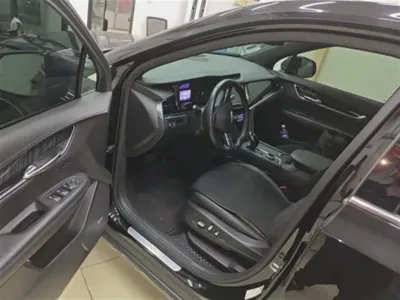 Cadillac XT6