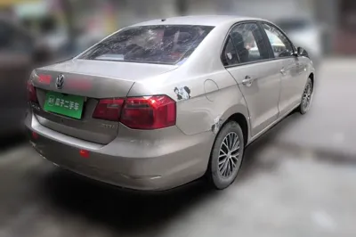Volkswagen Jetta 2015, 189100 км, за 3281 USD