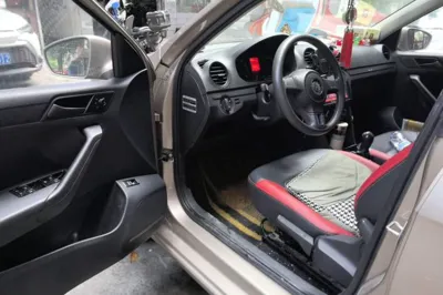 Volkswagen Jetta 2015, 189100 км, за 3281 USD - фото 13