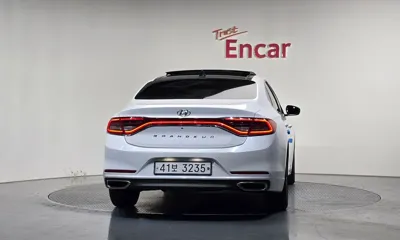 Hyundai Grandeur 2019, 85538 км, за 7748.91 USD