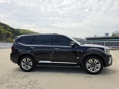Kia Mohave 2020, 101962 км, за 18175.91 USD