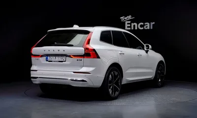 Volvo XC60 2026, 873 км, за 48942.44 USD