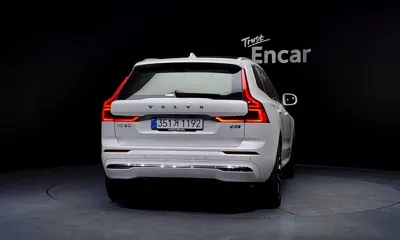 Volvo XC60 2026, 873 км, за 48942.44 USD