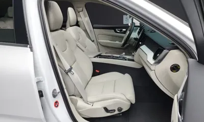 Volvo XC60 2026, 873 км, за 48942.44 USD - фото 11