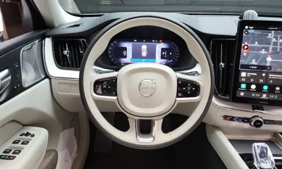 Volvo XC60 2026, 873 км, за 48942.44 USD - фото 13