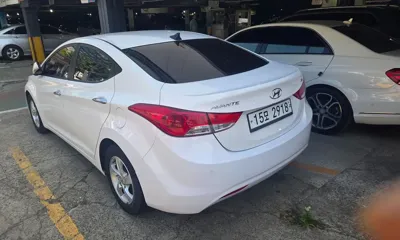Hyundai Avante 2013, 58329 км, за 3447.83 USD