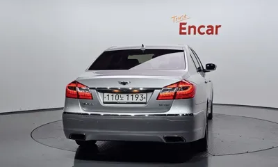 Hyundai Genesis 2012, 167954 км, за 3237.53 USD