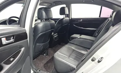 Hyundai Genesis 2012, 167954 км, за 3237.53 USD - фото 12