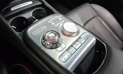 Genesis G90 2022, 55119 км, за 35682.23 USD - фото 9