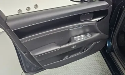 Genesis G90 2022, 55119 км, за 35682.23 USD - фото 24
