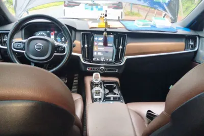 Volvo S90 New Energy 2021, 63600 км, за 20957 USD - фото 9
