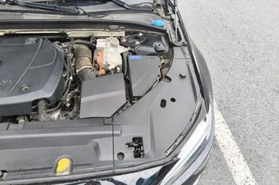 Volvo S90 New Energy 2021, 63600 км, за 20957 USD - фото 22