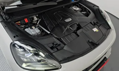 Porsche Cayenne 2023, 25388 км, за 81390.66 USD - фото 6