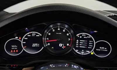 Porsche Cayenne 2023, 25388 км, за 81390.66 USD - фото 8