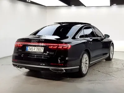 Audi A8 2021, 166630 км, за 27887.92 USD