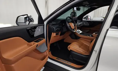 Lincoln Aviator 2022, 73670 км, за 29926.34 USD - фото 10