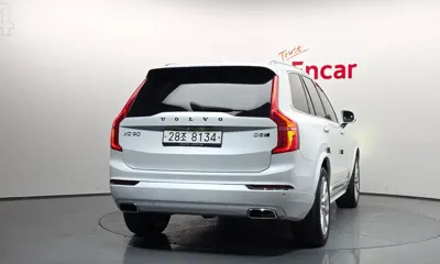 Volvo XC90 2018, 98055 км, за 22134.12 USD