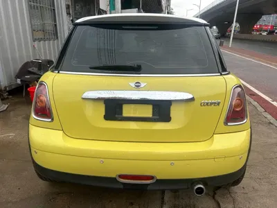 MINI MINI 2010, 100000 км, за 3668.16 USD