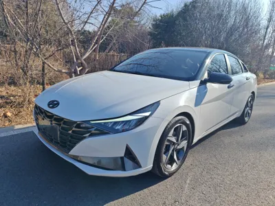 Hyundai Elantra · 2021 год