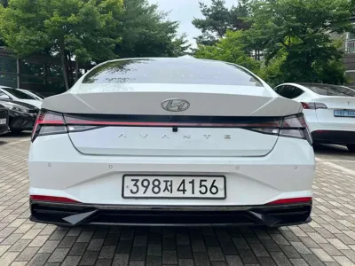 Hyundai Avante 2021, 110000 км, за 8403.91 USD